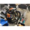 Image 2 : RIDGID 6 HP COMMERCIAL SHOP VACUUM WITH HOSE & ATTACHMENTS