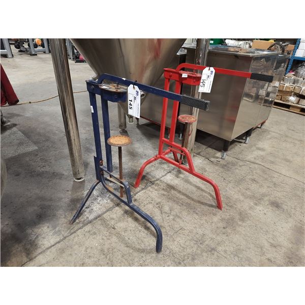 2 RF HAND OPERATED ADJUSTABLE BOTTLE CAPPER MACHINES