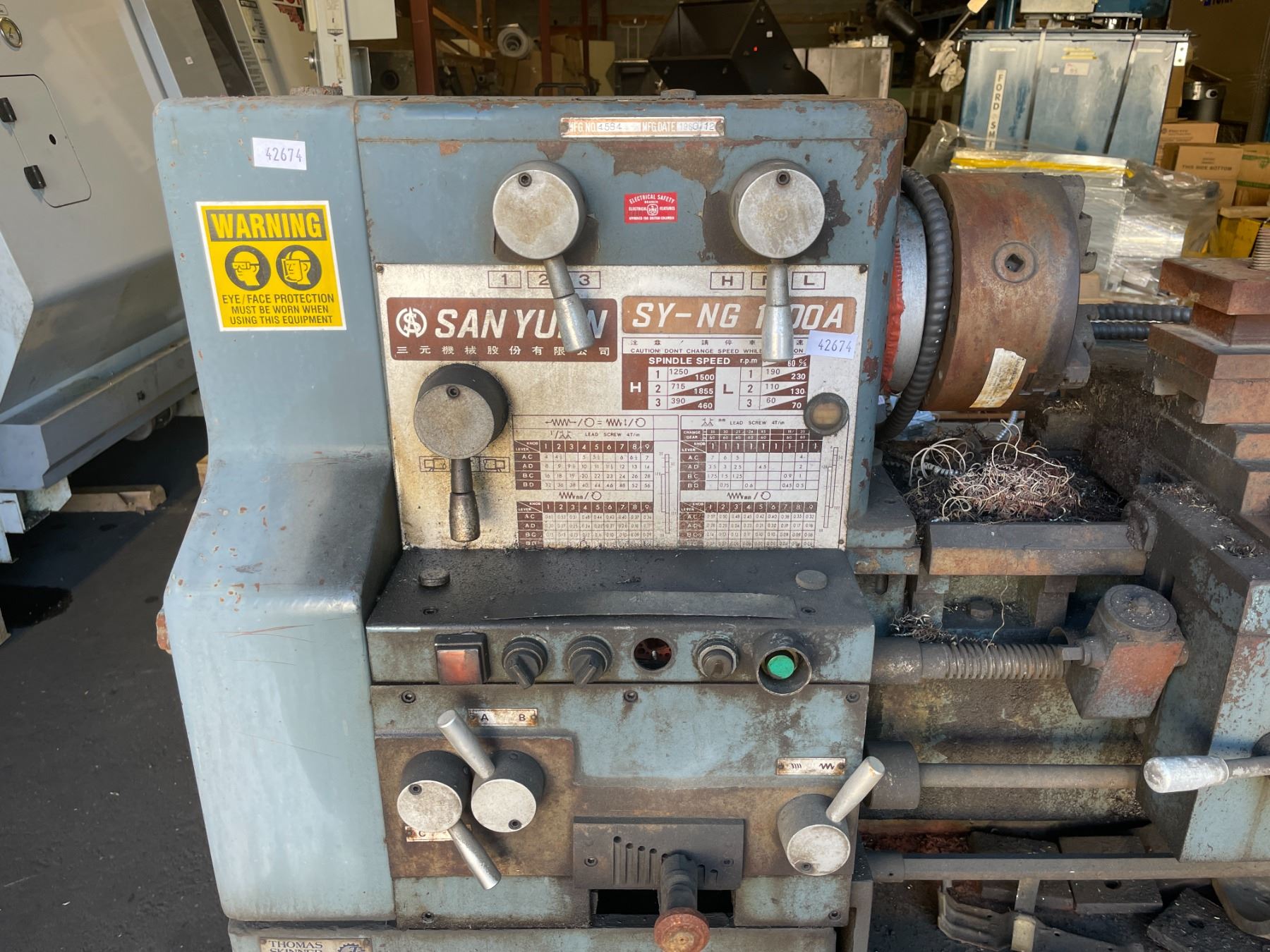Model Sy SAN YUEN MODEL SY-NG 1700A INDUSTRIAL BED LATHE WITH CHUCK & ASSORTED ...