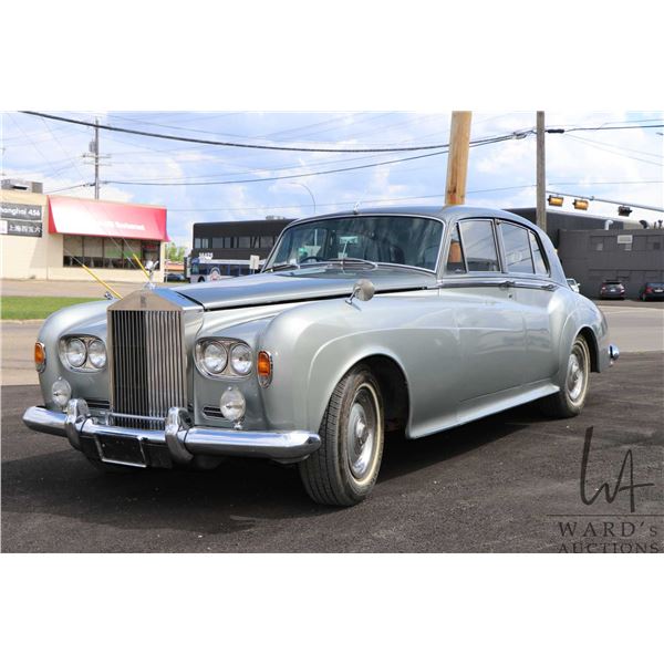 1965 Rolls Royce Silver Cloud III, Vin SJR351, odometer shows 52,988 kms [ presumably actual mileage