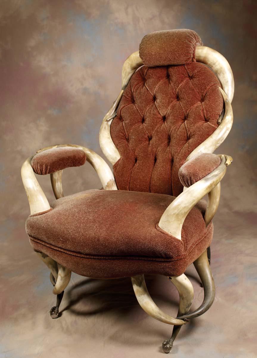 Presentation Horn Chair