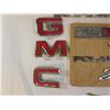 Image 3 : 12- Car Emblems Misc Metal Vintage