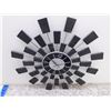 Image 3 : Mid Century Modern Starburst Clock Black Monochromatic