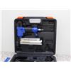 Image 3 : Campbell Hausfeld Air Tools 2 1/2" Finishing Nail Gun and 2" 1 In 2 Nailer / Stapler With Case