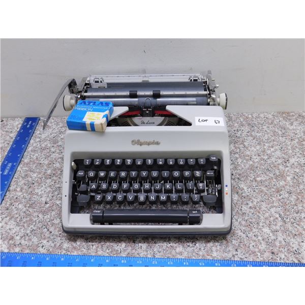 Olympia Deluxe Typewriter Vintage Works + Ribbon