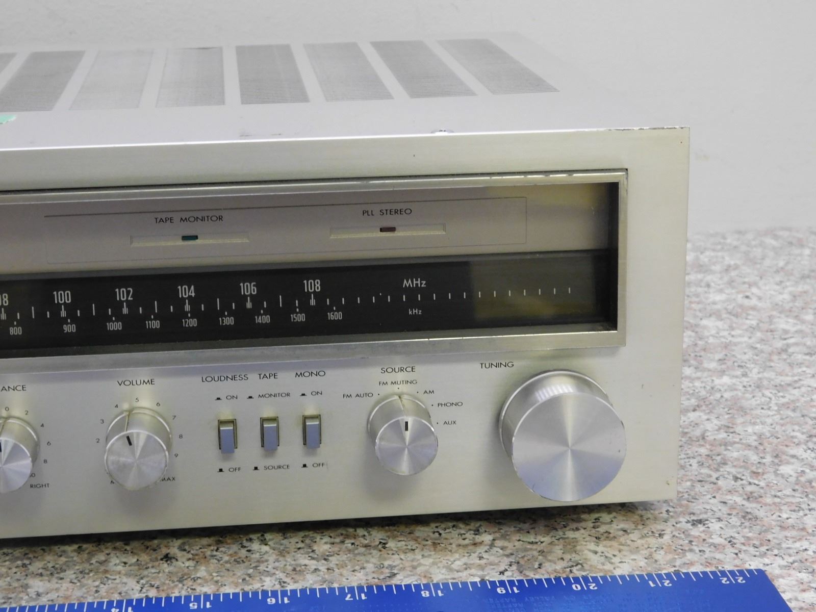 JVC R-S7 Stereo Receiver AM FM WORKS