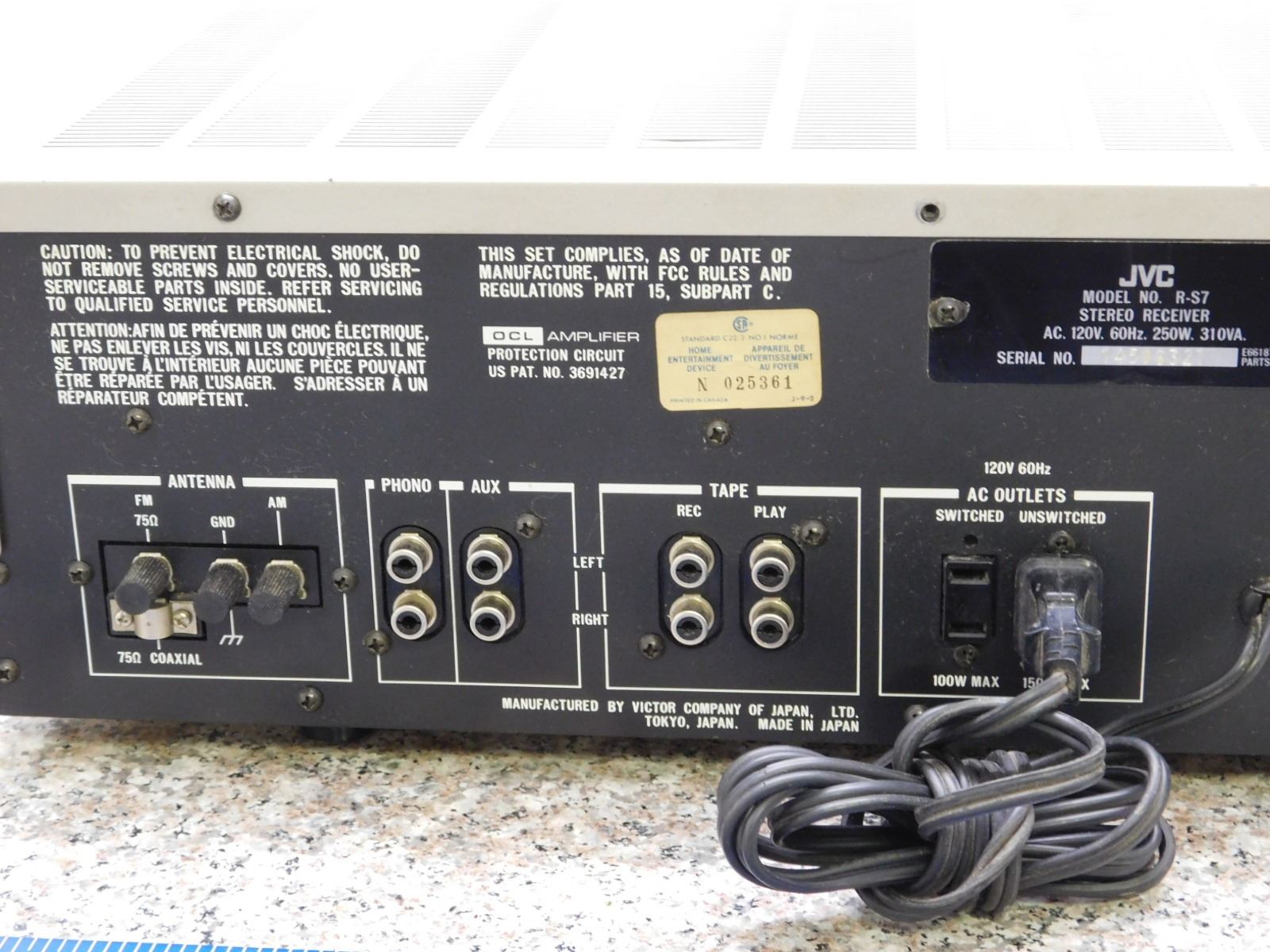 JVC R-S7 Stereo Receiver AM FM WORKS