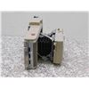 Image 4 : Polaroid J33 Land Camera Beige Vintage Film