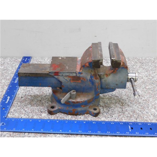 Workbench Vice 4" Jaws 14" Total Size