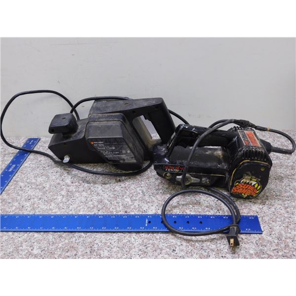 Lot of 2 Belt Sanders 3" Black & Decker 7447-04 Type 1 and Skill 603T-1 has damaged cord