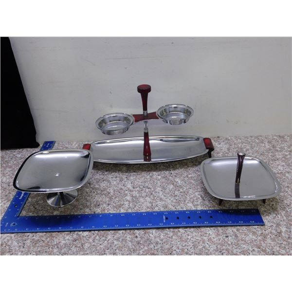 Lot of 3 Vintage Serving Dishes Chrome Glo-Hill Bakelite Party Trays