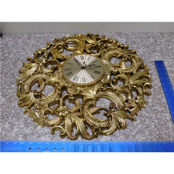 Welby Vintage Mid Century Hollywood Regency Wall Clock Filigree Ornate Gold Plastic 21" Diameter
