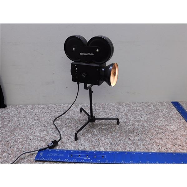 Hollywood Studio Film Camera Desk Portable Underwriters Laboratories Lamp