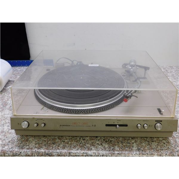 Pioneer PL-520 Direct Drive Fully Automatic Turntable Record Player