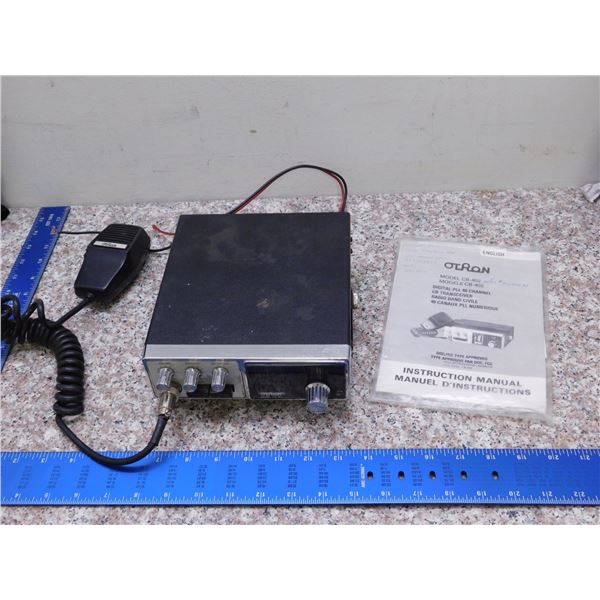 Otron Model CB-402 Digital 40 Channel CB Radio Transceiver WORKS
