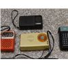 Image 5 : Lot of 10 Pocket Transistor Radios Some Work As Is