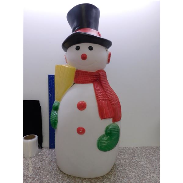 Vintage Holiday Christmas X-Mas Decor Blow Mold Frosty The Snowman 41"