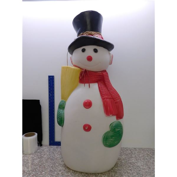 Vintage Holiday Christmas X-Mas Decor Blow Mold Frosty The Snowman 41"