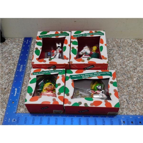 Holiday Christmas Ornaments Lot of 4 Looney Tunes Warner Bros Store