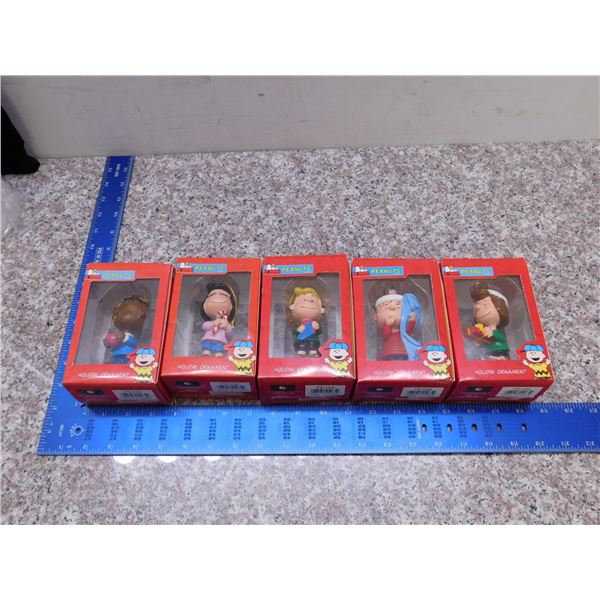 Holiday Christmas Ornaments Lot of 5 Kurt S Adler Peanuts Charlie Brown