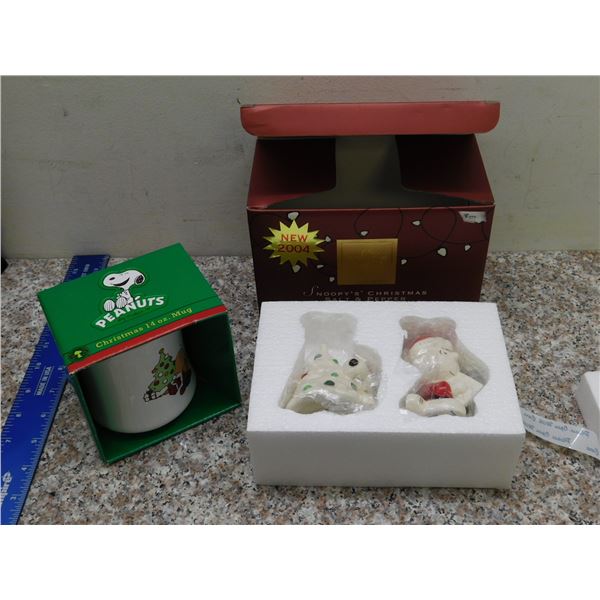 Lot of 2 Lennox Peanuts Salt & Pepper Mug Charlie Brown