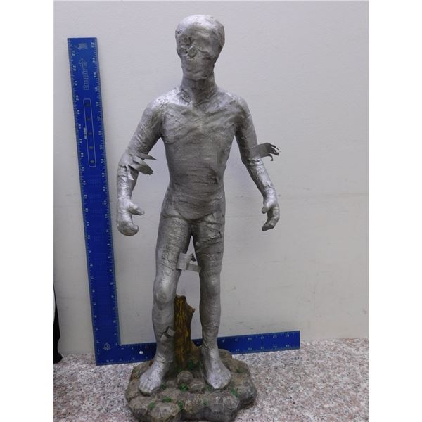 22" Mummy Halloween Decoration Silver