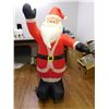Image 1 : Large Inflatable Lawn Ornament Christmas Holiday Santa Claus 5ft