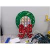 Image 3 : Lot of Christmas LED String Lights 29ft Indoor Outdoor and Wreath / Reindeer Signs