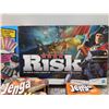 Image 4 : Lot of 5 Classic Board Games Jenga Monopoly Risk Clue