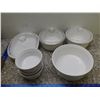 Image 1 : Lot of 7 Corningware White Baking Dishes 3 With Lids Ramekin