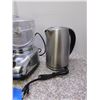 Image 4 : KitchenAid Food Processor and Cuisineart Kettle