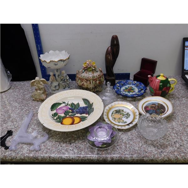 Lot of 13 Pc Misc Porcelain Plates, Decorative Capodimonte Portugal Italy Etc