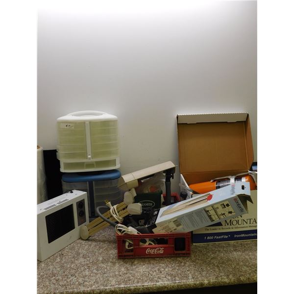 Lot of Plastic Organizers, Workshop Light Space Heater Garage Tools Cables Saw Etc