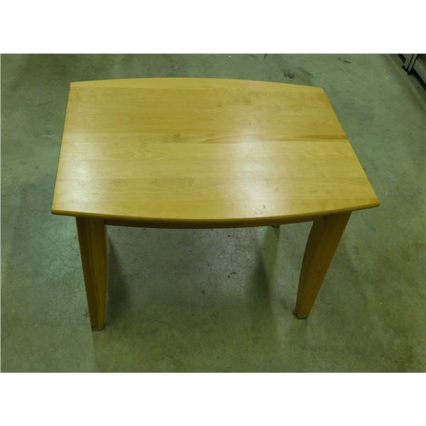 Maple Living Room Side Table 28" x 22" x 20"