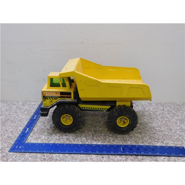 Vintage Tonka Mighty Diesel Dump Truck Yellow Sandbox Toy Pressed Steel
