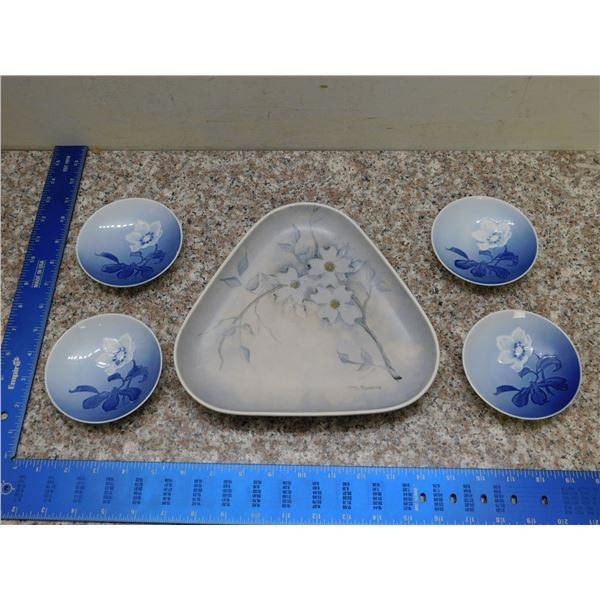 Denmark Royal Copenhagen Artist Signed Serving Dish and 4 Small Dishes