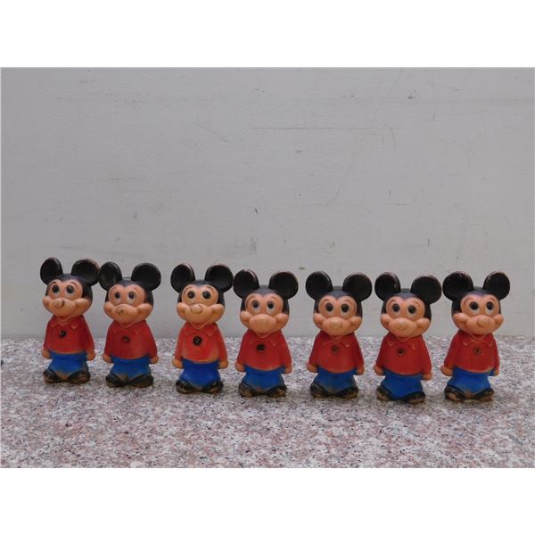 Lot of 7 Mickey Mouse Plastic Toys All The Same Bath Toy Etc