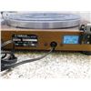 Image 6 : Yamaha YP-B4 Full Automatic Turntable Record Player