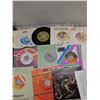 Image 3 : Lot of 16 70s Rock Bowie KISS CCR Iggy Pop Led Zepplin Queen Records 45s