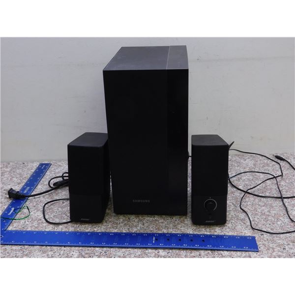 Bose Computer Speakers with Samsung Subwoofer