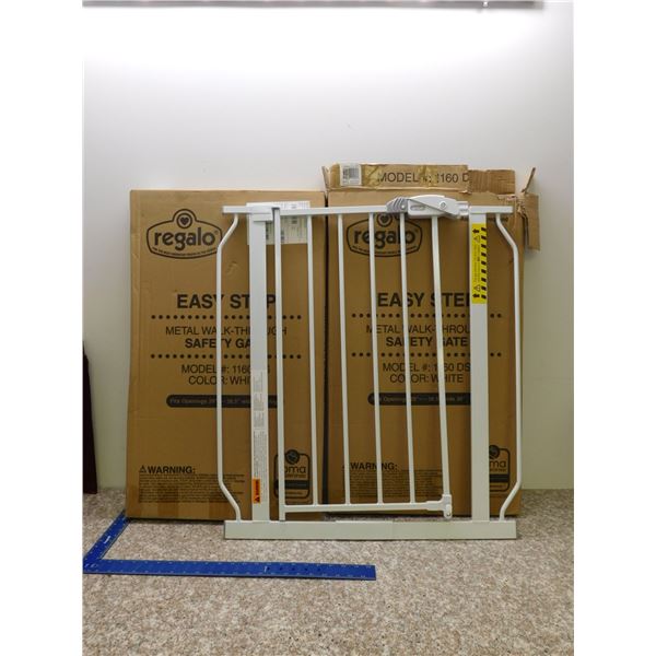 Lot of 2 Regalo Easy-Step Metal Walkthrough Safety Gates White