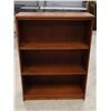 Image 2 : Wooden Bookshelf 33" Long 12" Deep 45" Tall