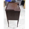 Image 4 : Antique Vintage Shortwave Radio End Table Record Player 21" Long 16" Wide 32" Tall