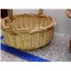 Image 2 : Pair of Wicker Backets Picnic