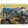 Image 2 : Ford 8N Tractor FOR PARTS REPAIR Approx 1948