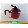 Image 1 : Stove top pot with hand crank mixing lid