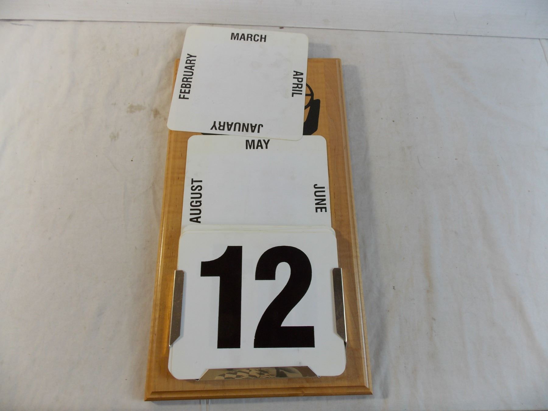 Credit Union wooden wall mount calendar Bodnarus Auctioneering