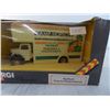 Image 2 : Corgi Classics Bedford O series Pantechnicon