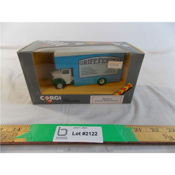 Corgi Classics Bedford O series Pantechnicon