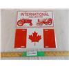 Image 1 : International collector plate and canada plate